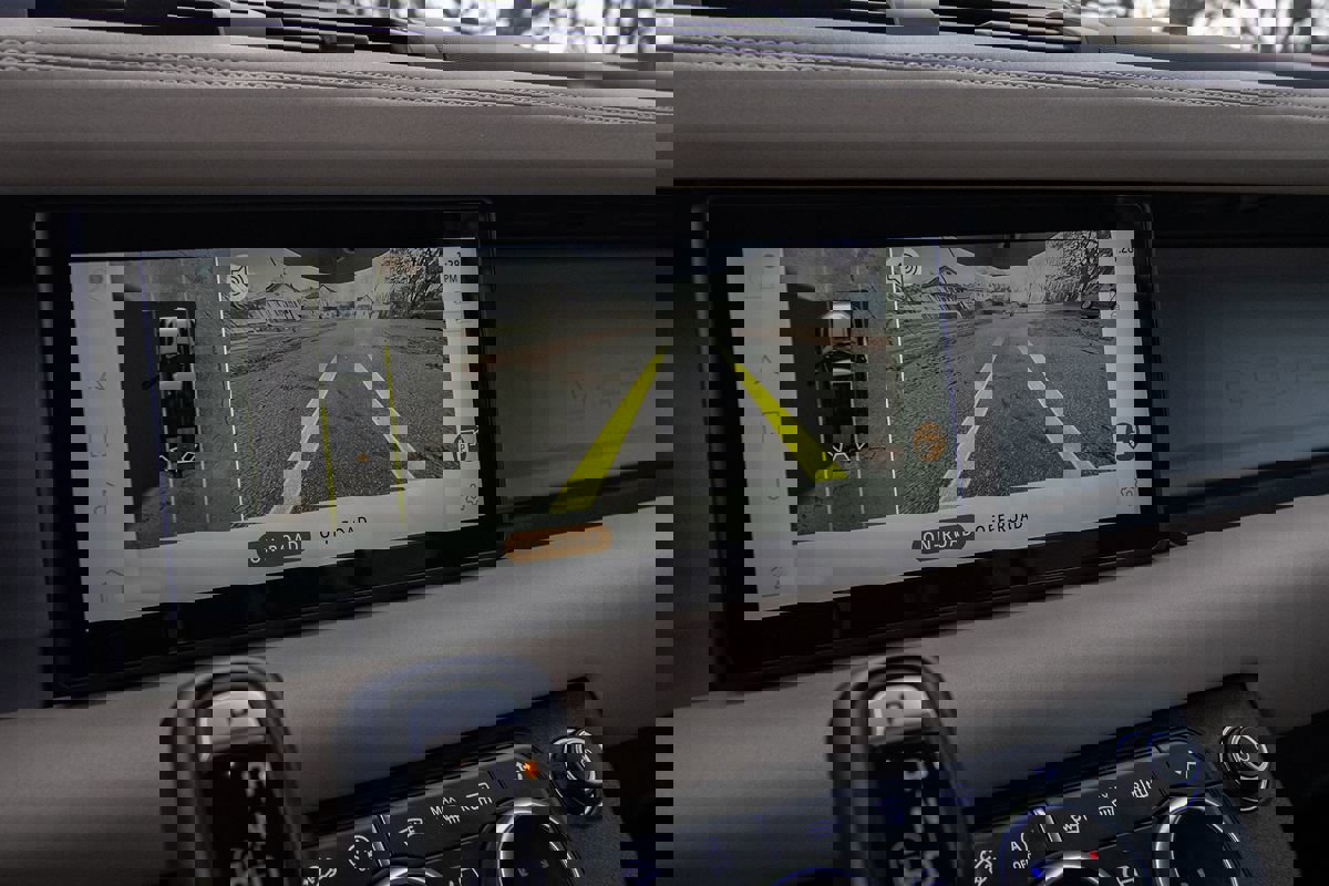 Used 2020 Land Rover Defender 110 S image 14