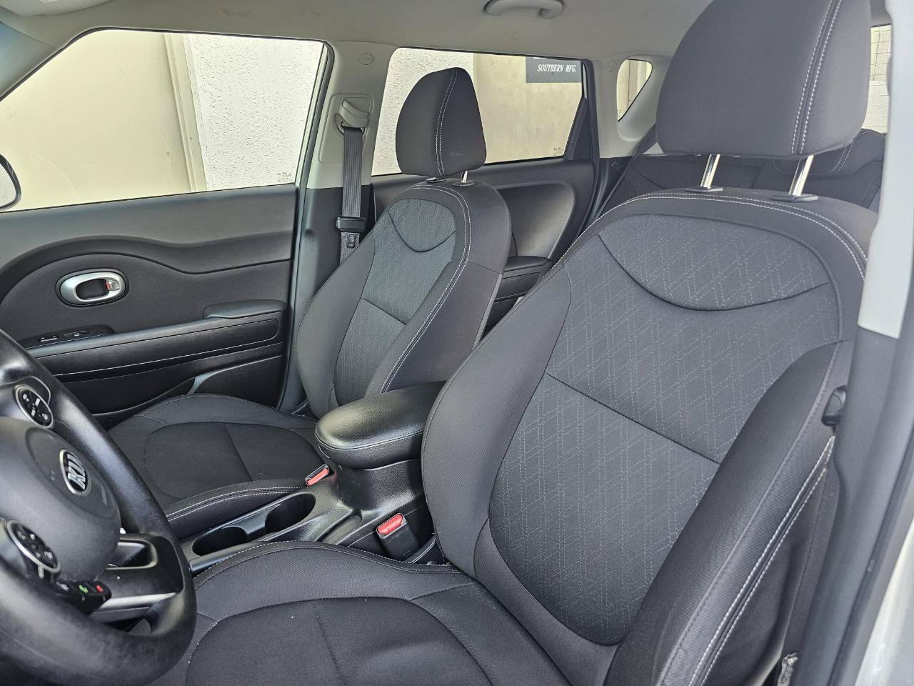 Used 2018 Kia Soul FWD image 19