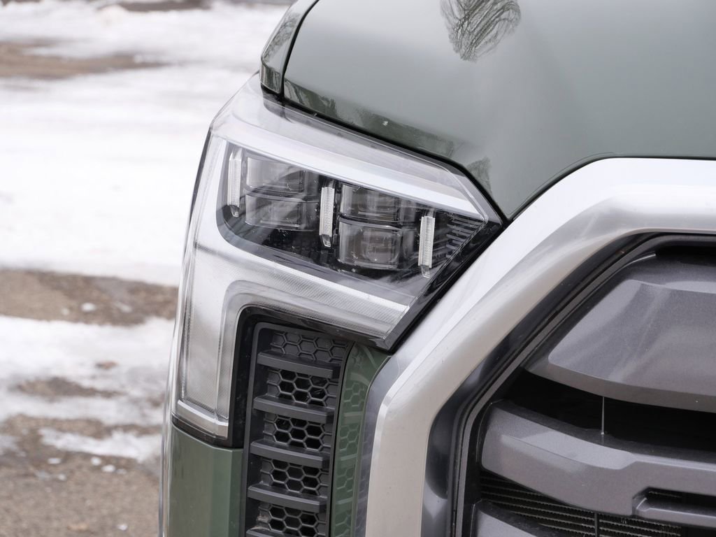 Used 2022 Toyota Tundra Limited image 3