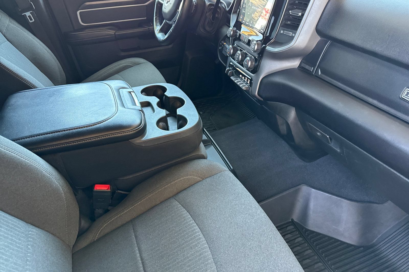 Used 2021 RAM 2500 Big Horn w/ Night Edition AWD/4WD image 16