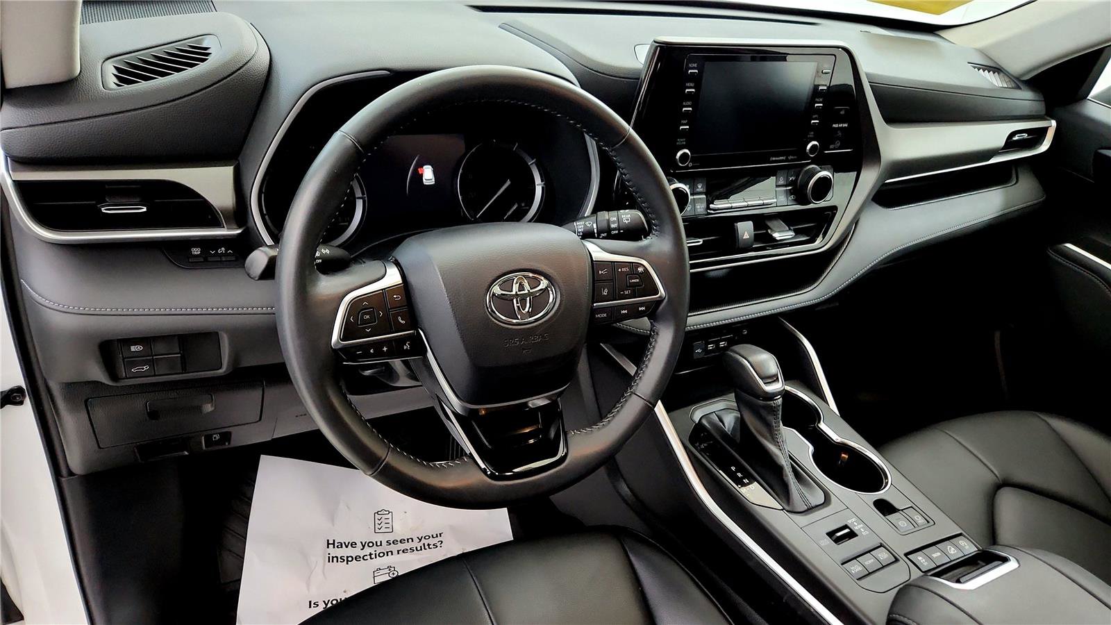 Certified 2020 Toyota Highlander XLE image 25