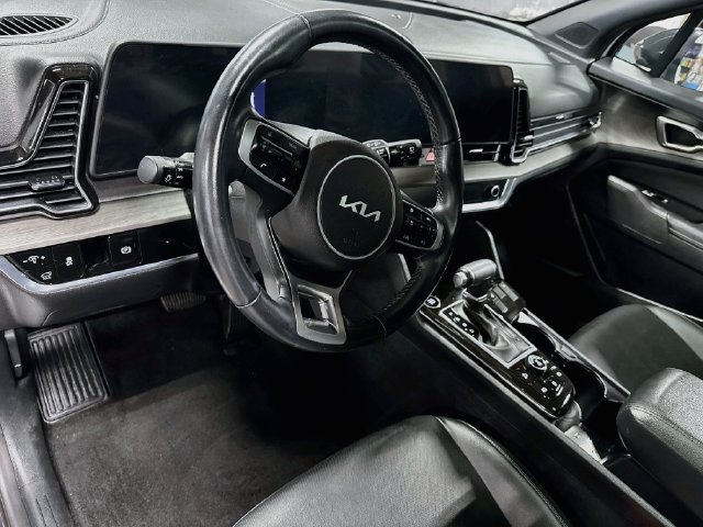 Certified 2024 Kia Sportage X-Line w/ X-Line Premium Package AWD/4WD image 9