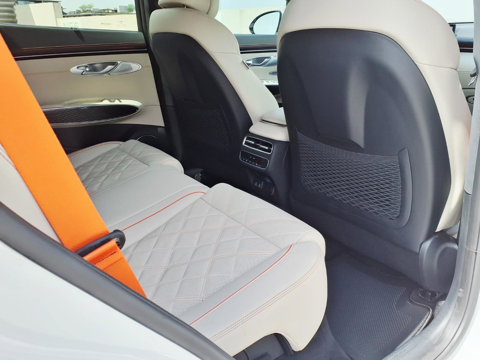 Certified 2026 Genesis GV70 3.5T Sport Prestige AWD/4WD image 13