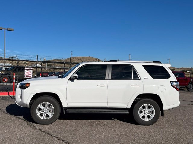 Used 2024 Toyota 4Runner SR5 Premium w/ Moonroof Package AWD/4WD image 2
