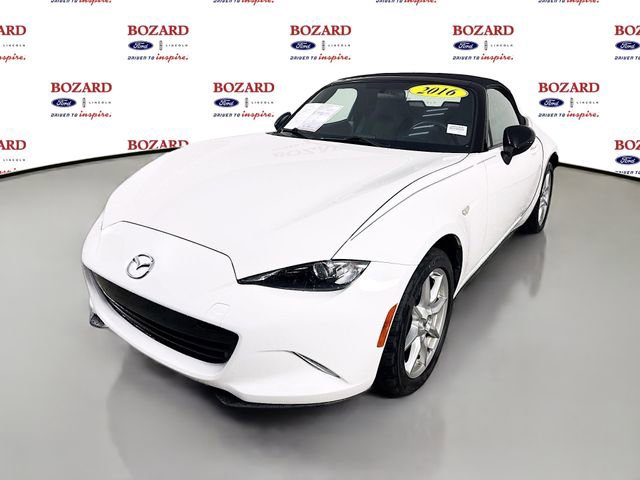 Used 2016 MAZDA MX-5 Miata Sport image 4
