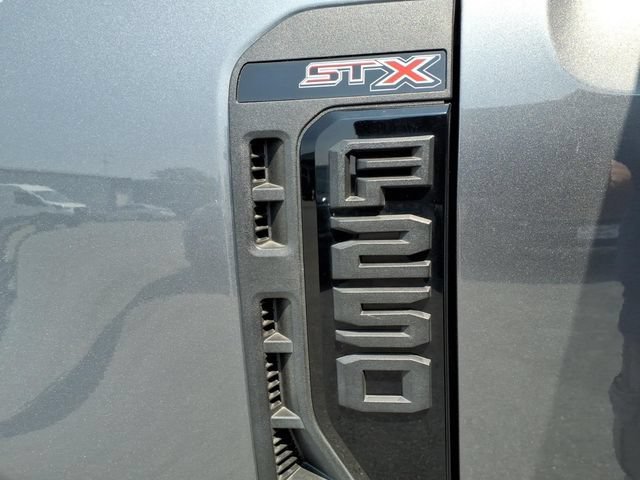 Used 2024 Ford F250 XL w/ STX Appearance Package AWD/4WD image 7