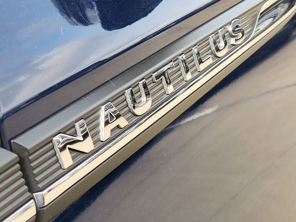 Used 2019 Lincoln Nautilus Reserve w/ Cargo Utility Package image 12