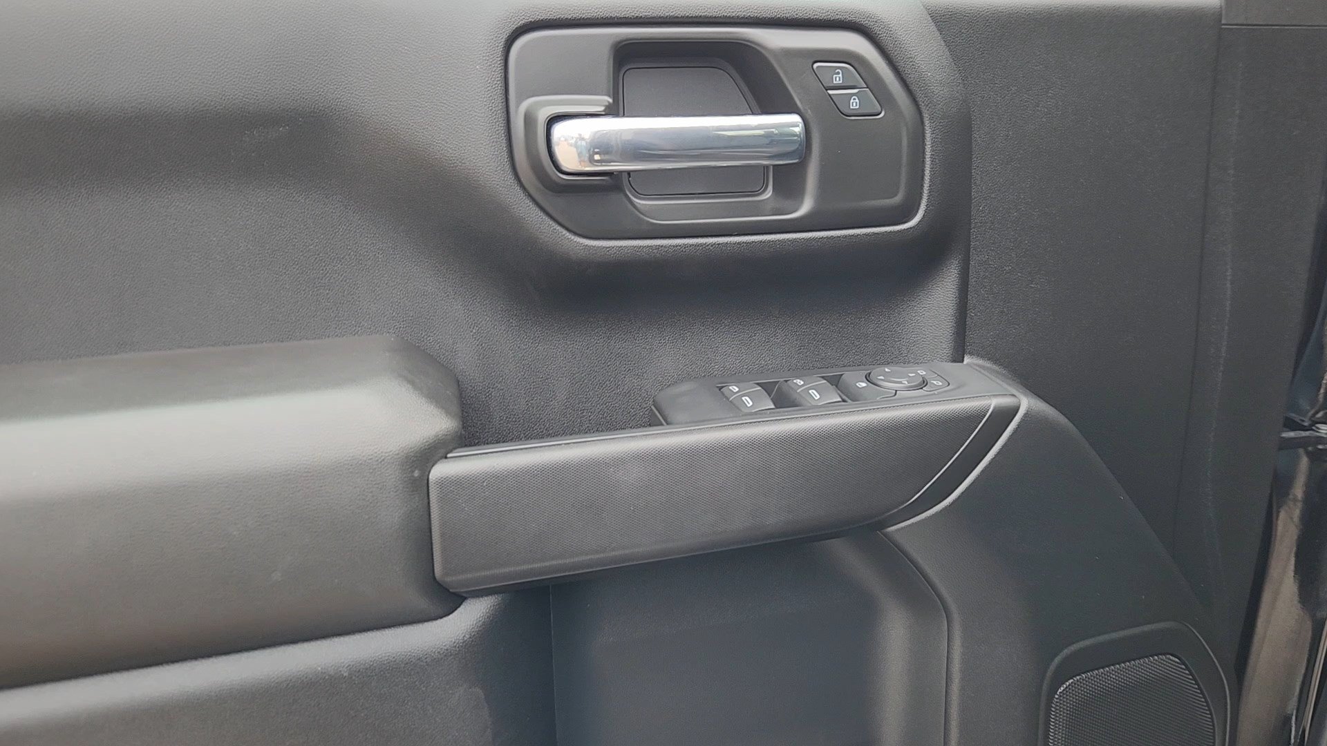 Used 2024 GMC Sierra 1500 Pro w/ Graphite Edition AWD/4WD image 27