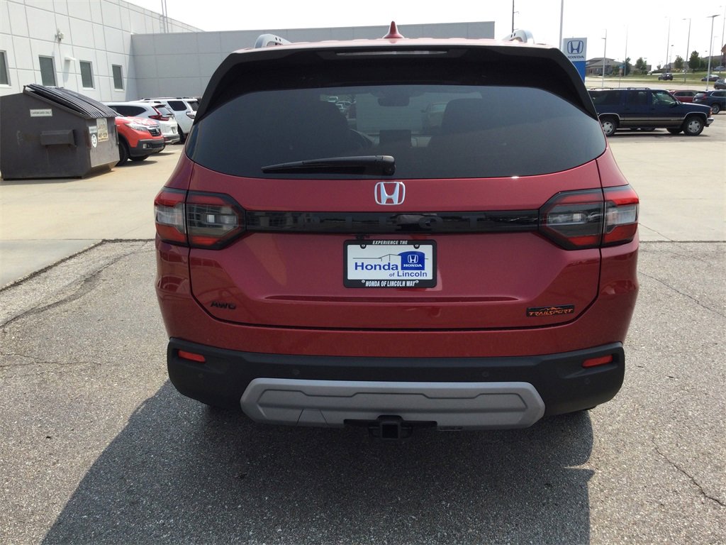 New 2025 Honda Pilot TrailSport image 5