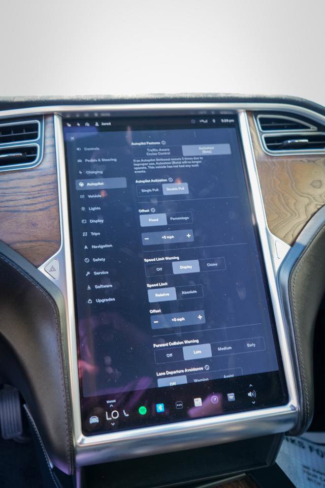 Used 2017 Tesla Model S 75 image 13