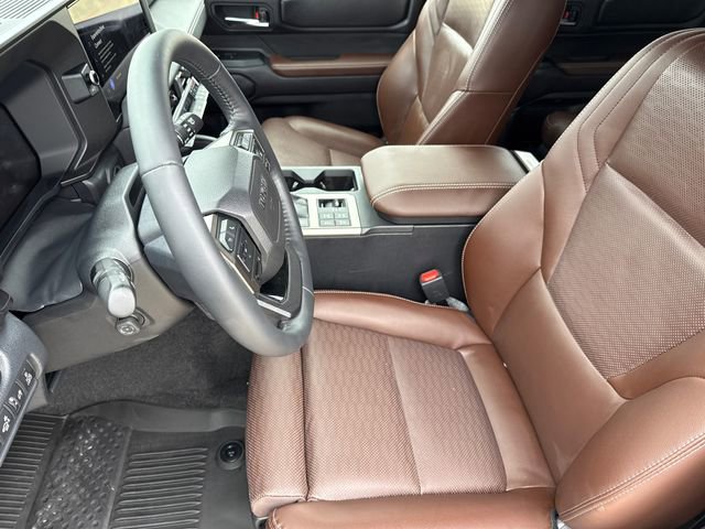 Used 2025 Toyota Land Cruiser w/ Premium Package image 18