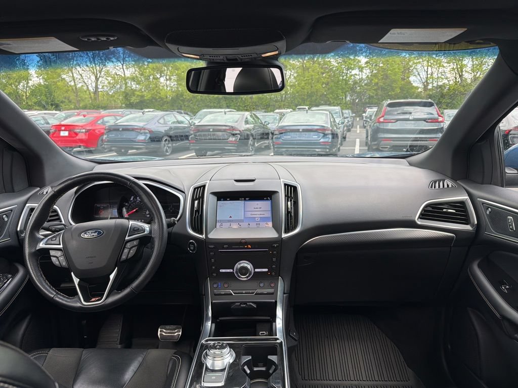 Used 2019 Ford Edge ST w/ Equipment Group 401A AWD/4WD image 12