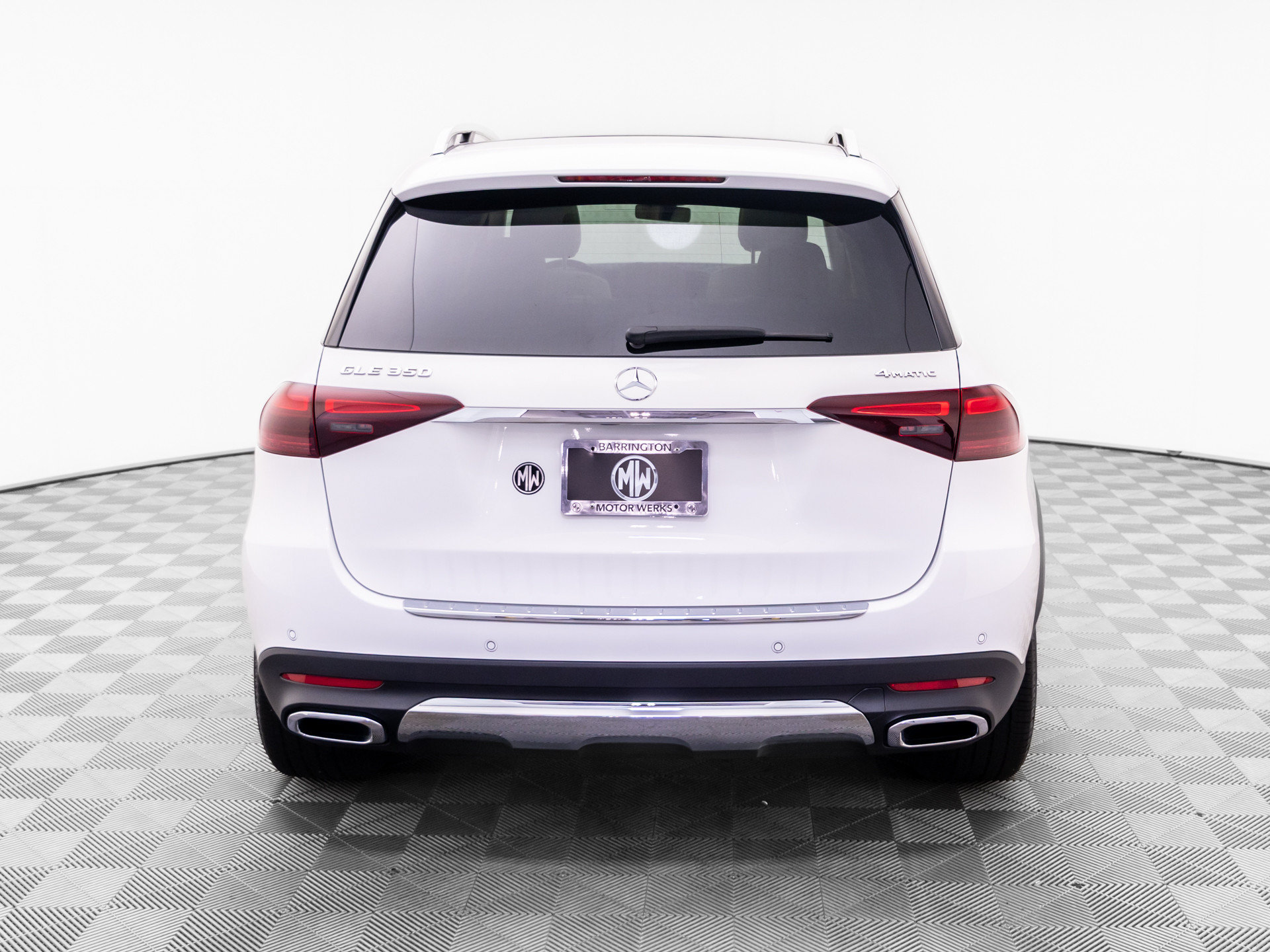 Used 2025 Mercedes-Benz GLE 350 4MATIC image 4