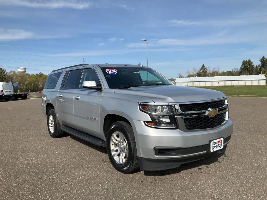 Used 2018 Chevrolet Suburban LT AWD/4WD image 4
