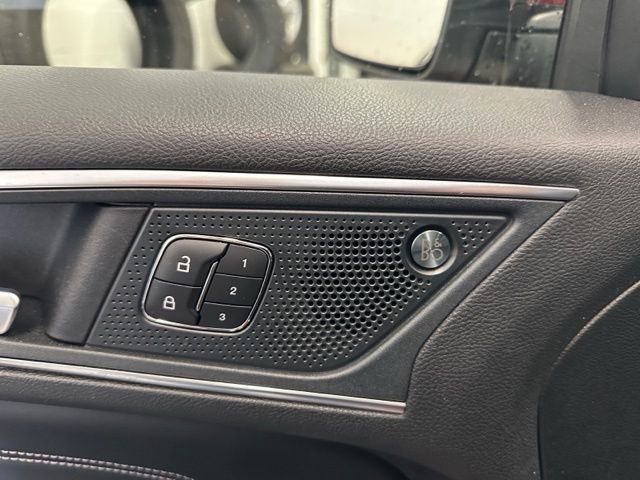 Used 2024 Ford Edge Titanium image 20