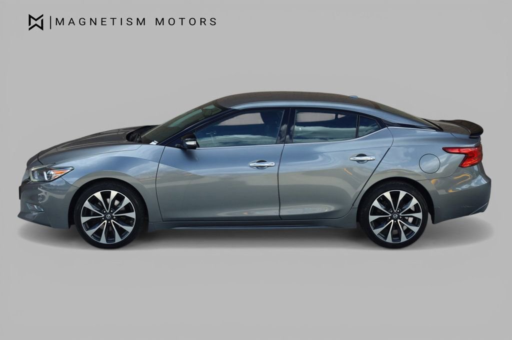 Used 2016 Nissan Maxima SR image 3