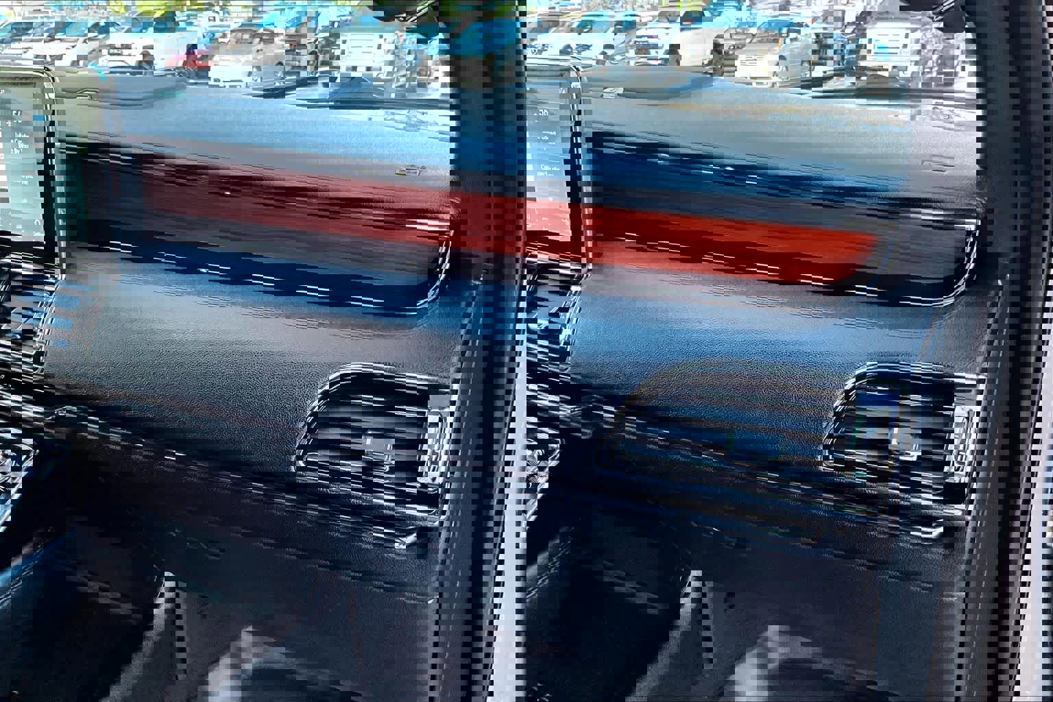 Used 2021 Lincoln Navigator Reserve w/ Luxury Package image 19