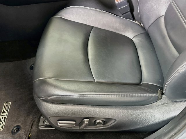 Used 2021 Toyota RAV4 XLE Premium AWD/4WD image 23