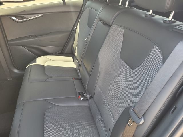 Used 2023 Kia Niro EX FWD image 13