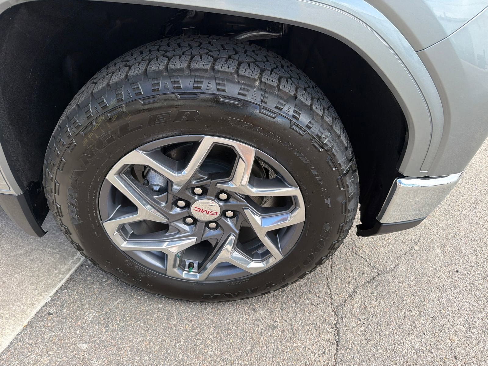 New 2026 GMC Sierra 1500 SLT AWD/4WD image 11