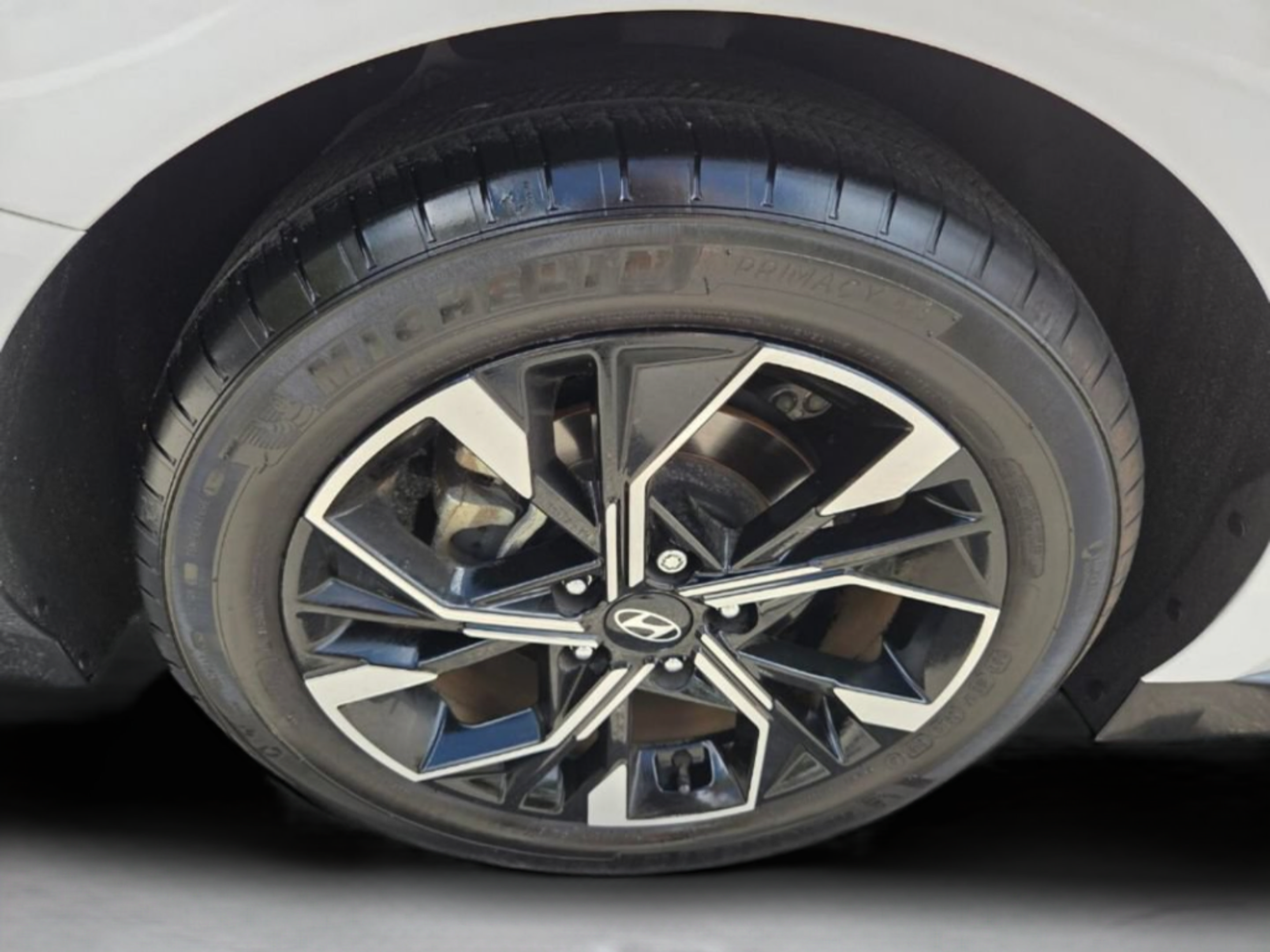 Used 2024 Hyundai Sonata SEL FWD image 16