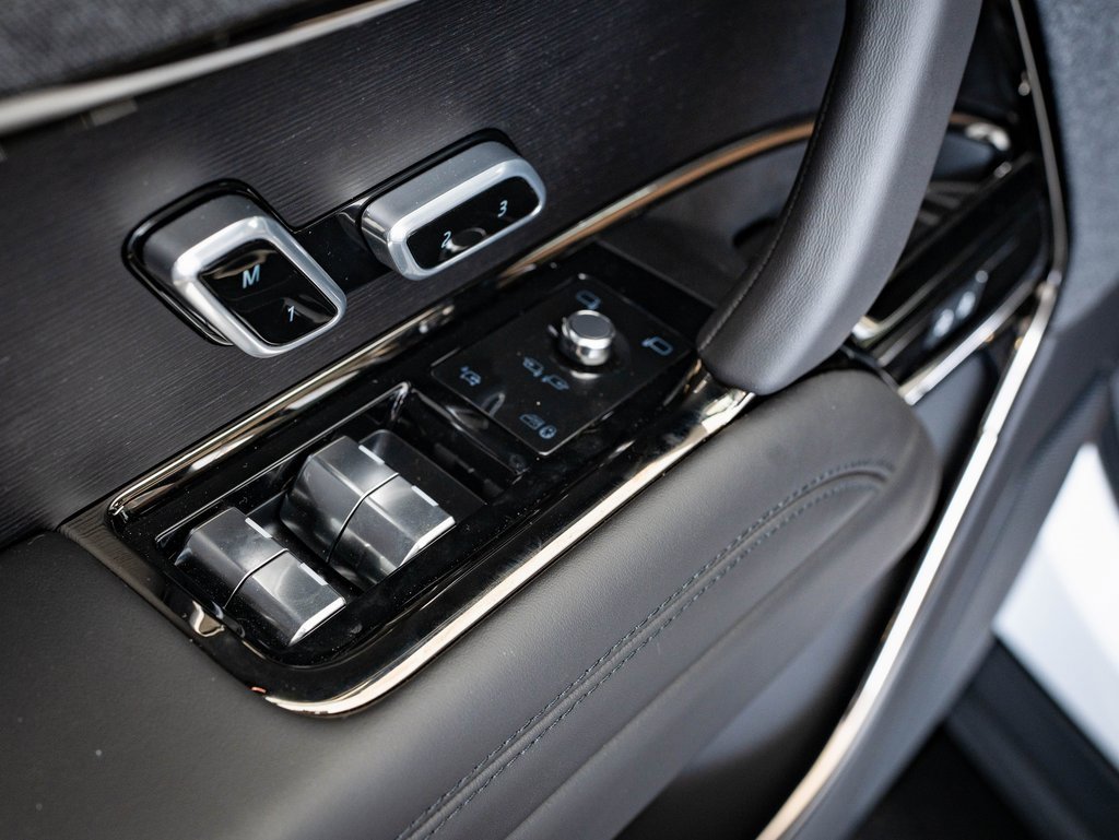 New 2025 Land Rover Range Rover Sport Dynamic SE image 25