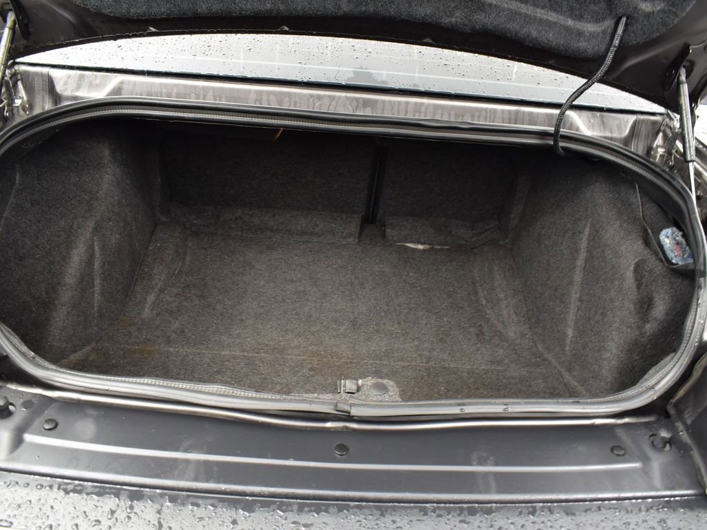 Used 2021 Dodge Challenger SXT w/ Plus Package image 9