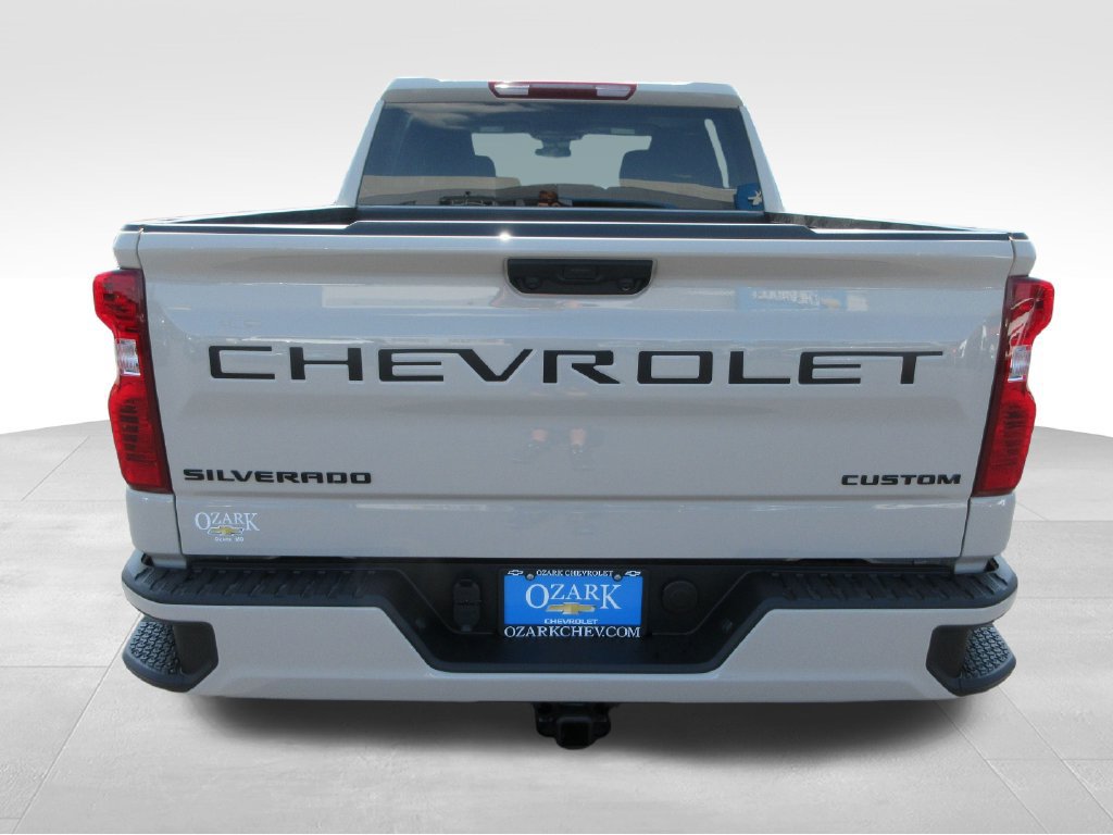New 2026 Chevrolet Silverado 1500 Custom w/ Turbomax Blackout Package AWD/4WD image 5