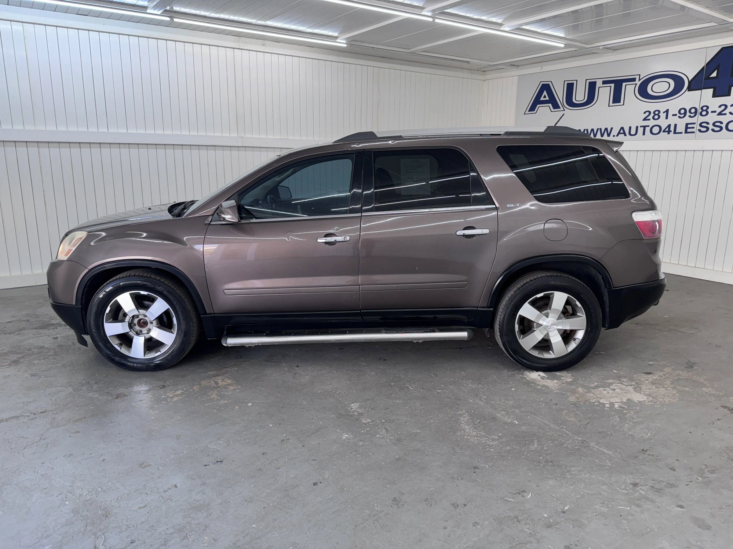 Used 2011 GMC Acadia SLT image 8