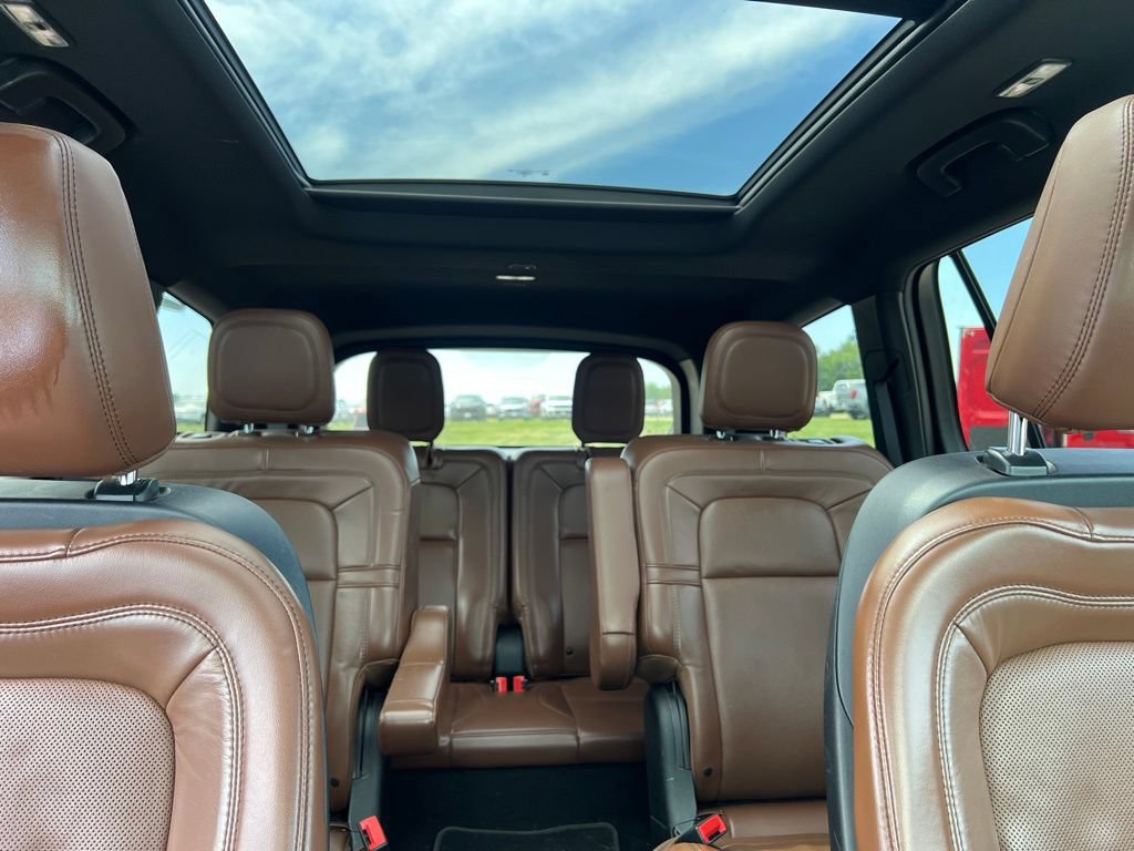 Used 2021 Lincoln Aviator Reserve w/ Elements Package Plus AWD/4WD image 44