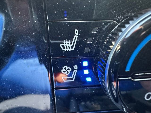 Used 2025 Nissan Pathfinder Platinum AWD/4WD image 39