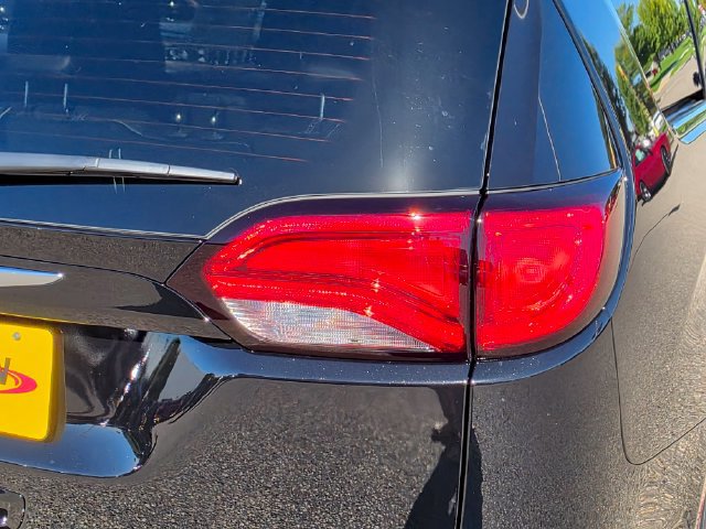 New 2027 Chrysler Pacifica LX FWD image 9