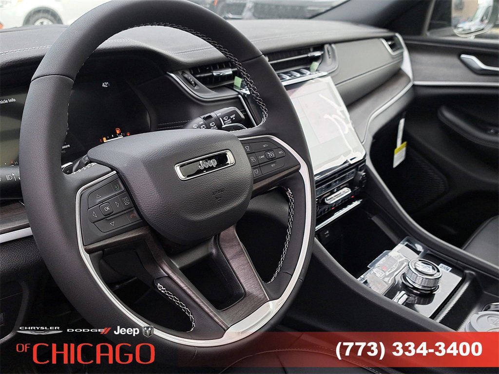 New 2025 Jeep Grand Cherokee Limited image 19