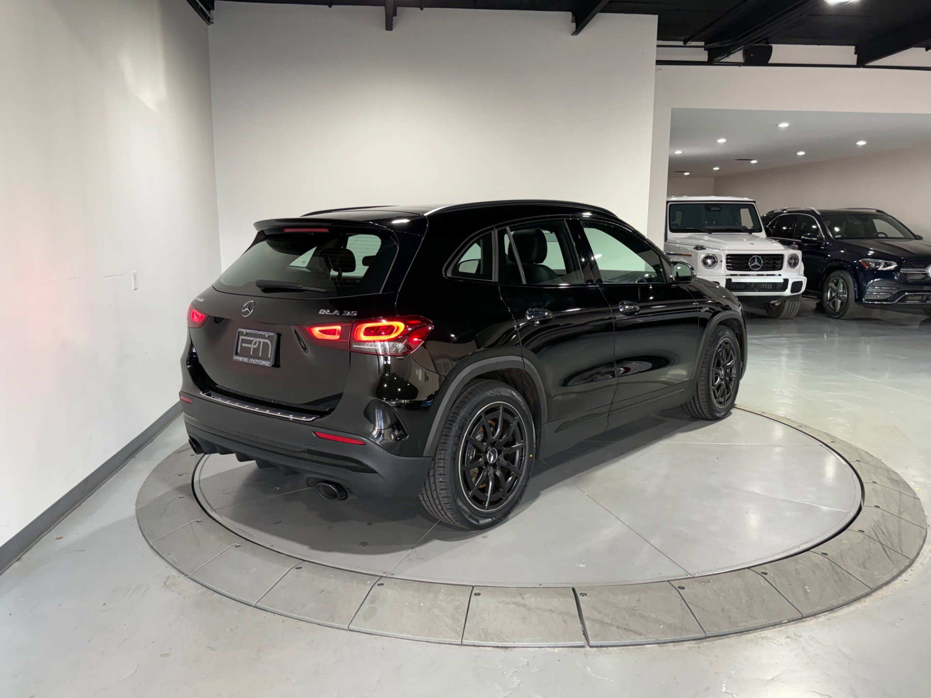 Used 2022 Mercedes-Benz GLA 35 AMG 4MATIC w/ Premium Package Lite image 24