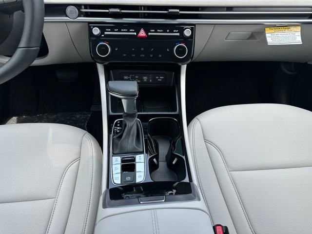 New 2025 Hyundai Tucson SEL image 15