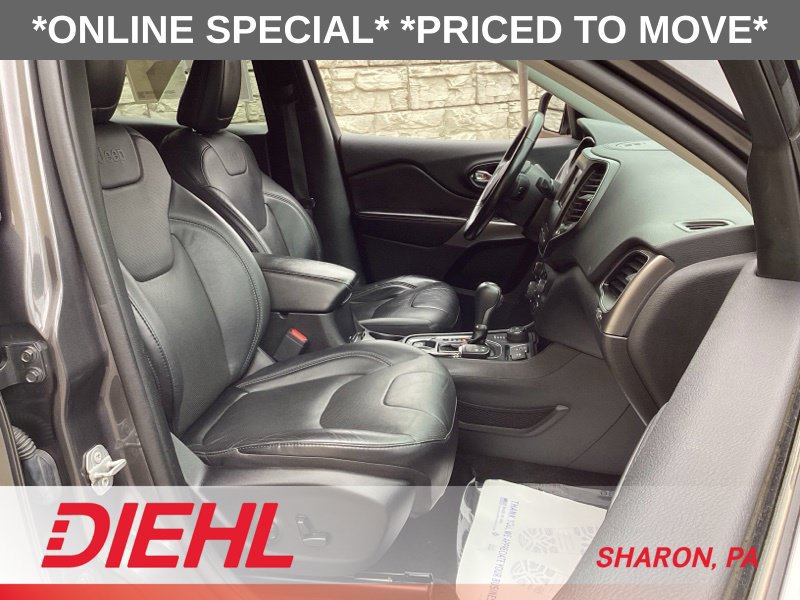 Used 2020 Jeep Cherokee Latitude Lux w/ Trailer Tow Group AWD/4WD image 10