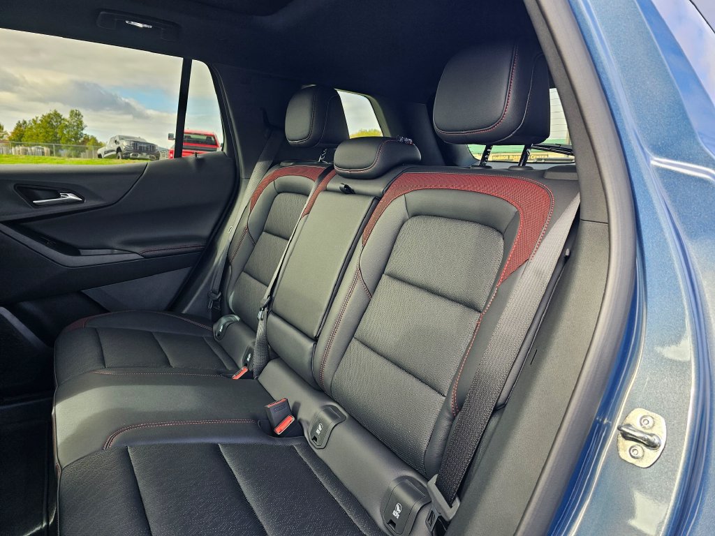 New 2027 Chevrolet Equinox RS w/ Safety and Technology Package AWD/4WD image 19
