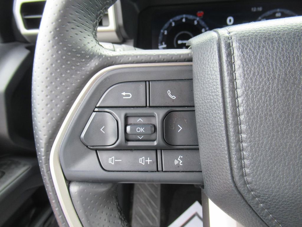 Used 2025 Toyota 4Runner TRD Off-Road AWD/4WD image 22