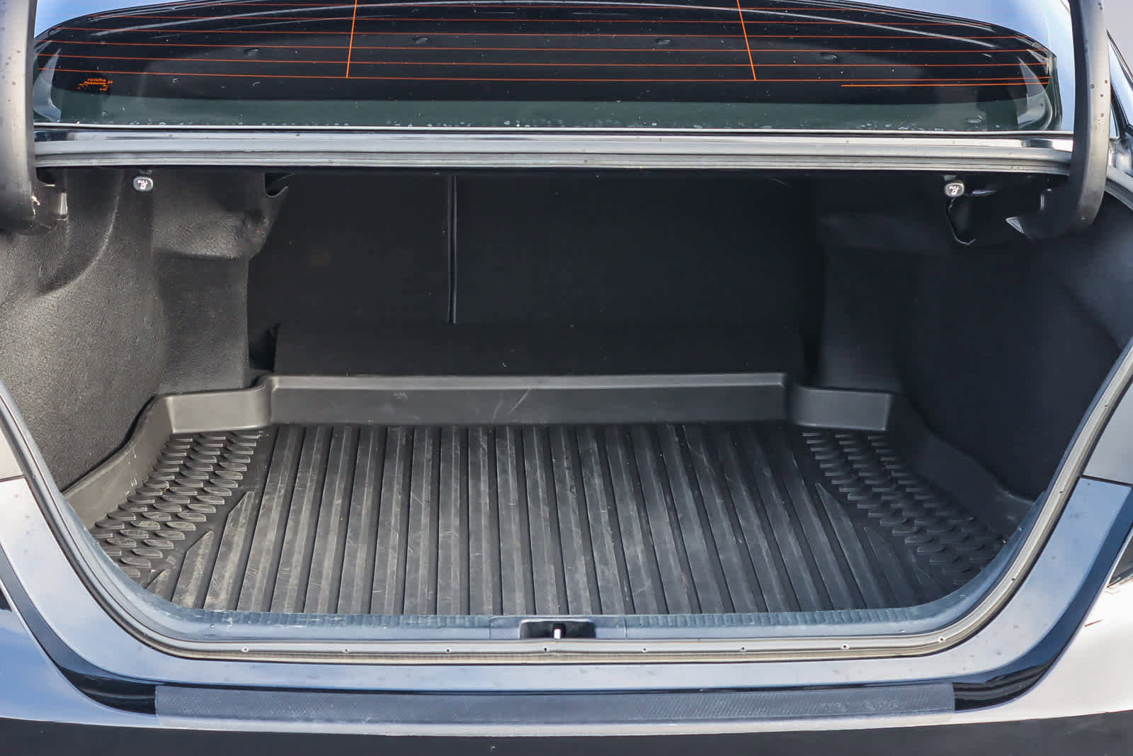 Used 2022 Toyota Camry SE image 25