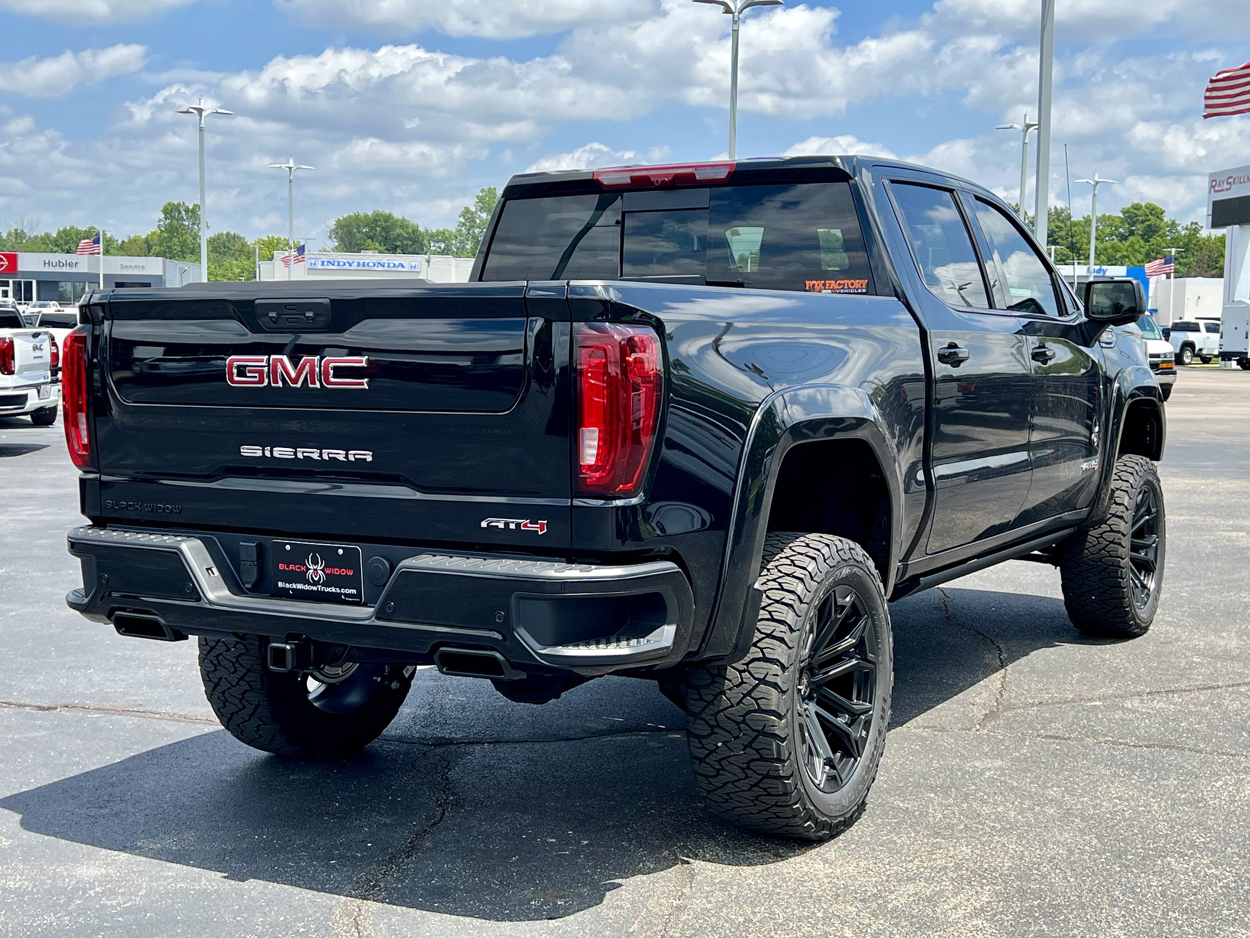 New 2026 GMC Sierra 1500 AT4 w/ AT4 Premium Package AWD/4WD image 9