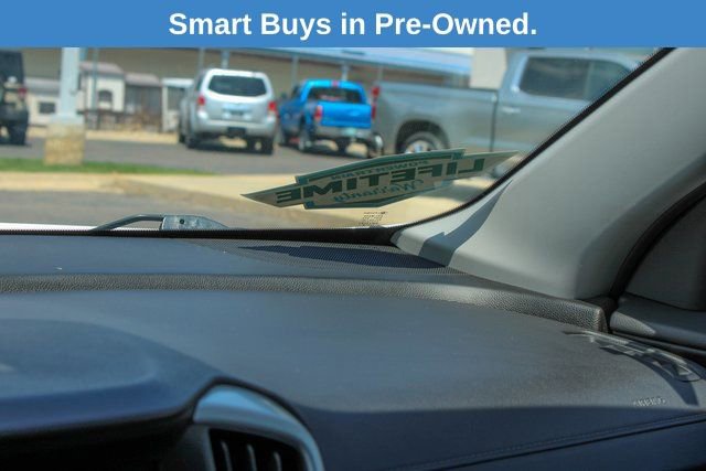 Used 2024 GMC Terrain SLT image 27