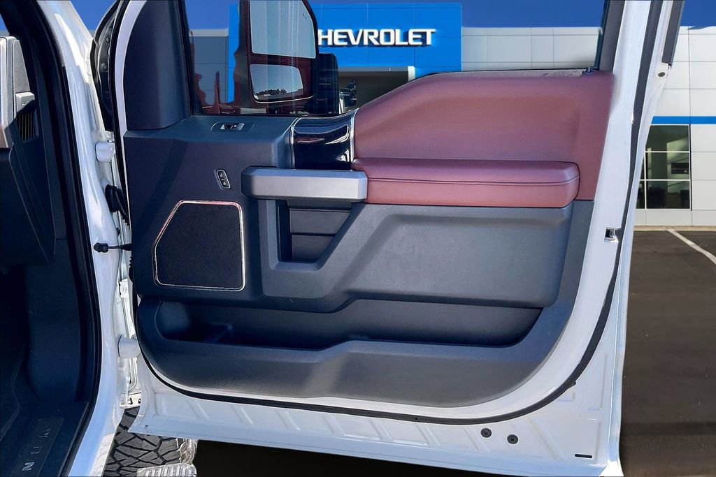 Used 2022 Ford F250 Platinum w/ FX4 Off-Road Package image 29