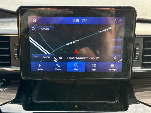 Used 2021 Ford Explorer Limited w/ Equipment Group 301A AWD/4WD image 30