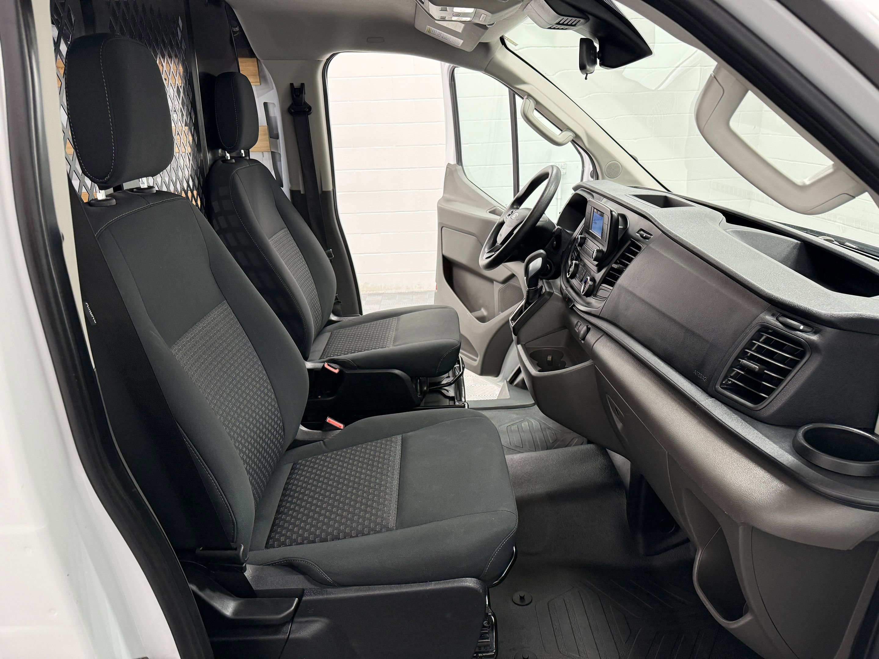 Used 2024 Ford Transit 250 Low Roof AWD w/ Exterior Upgrade Package image 12