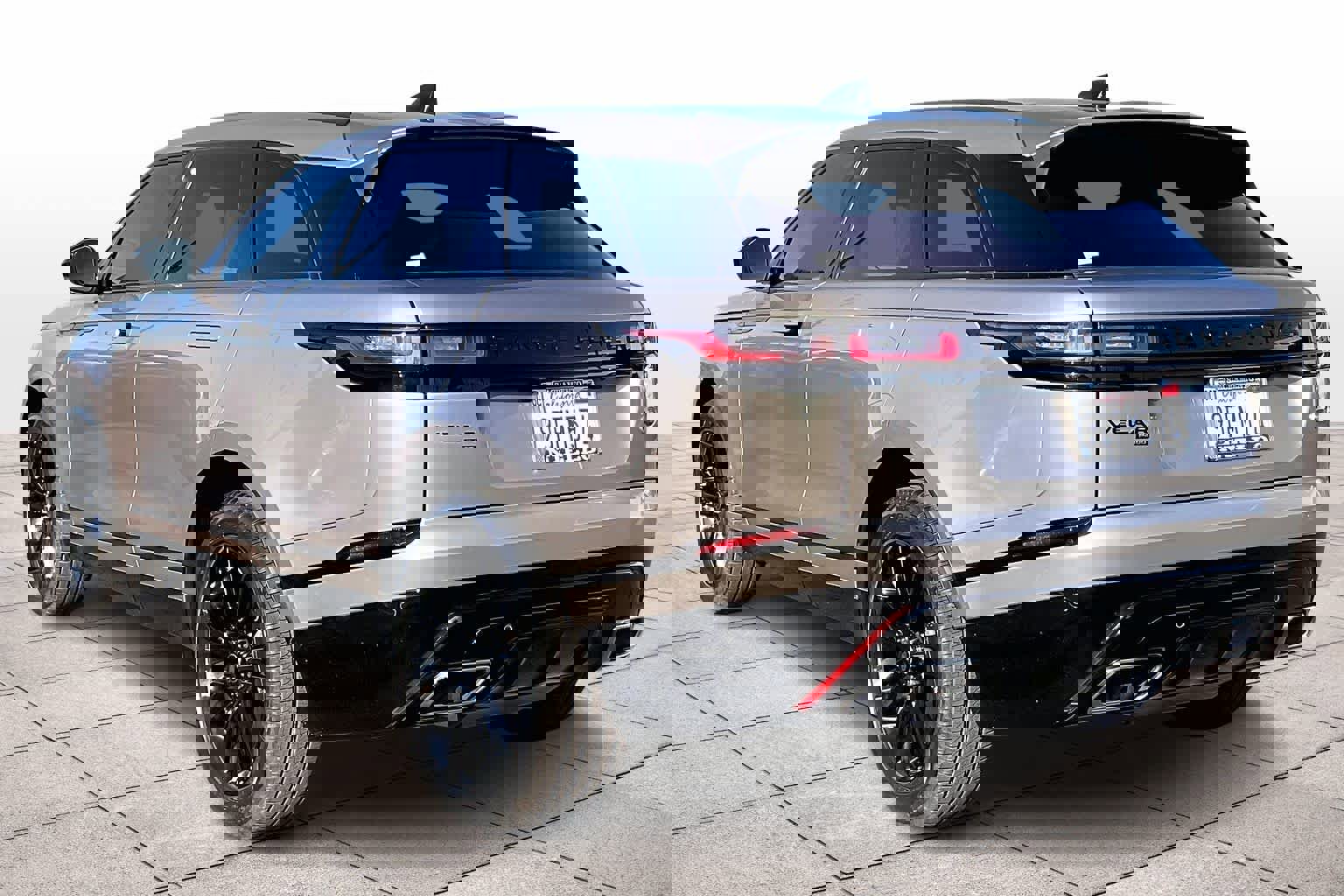 Used 2022 Land Rover Range Rover Velar R-Dynamic HSE image 15