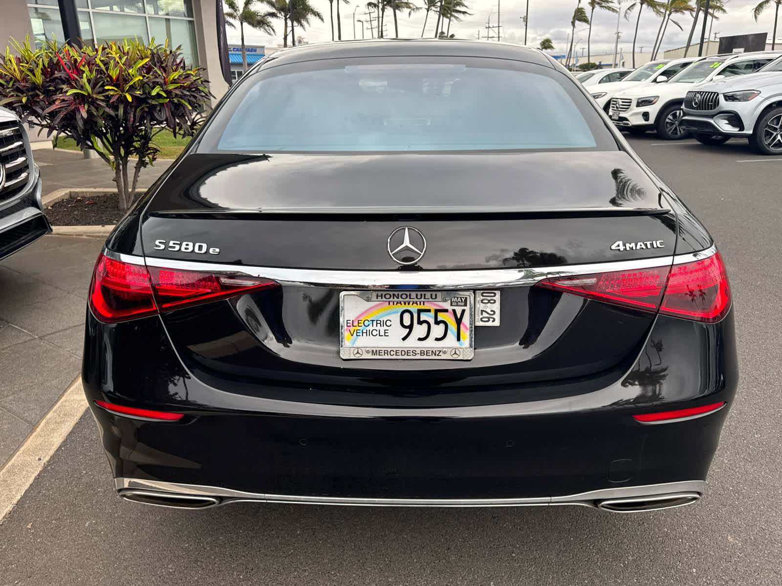 Used 2023 Mercedes-Benz S 580e 4MATIC Sedan image 4