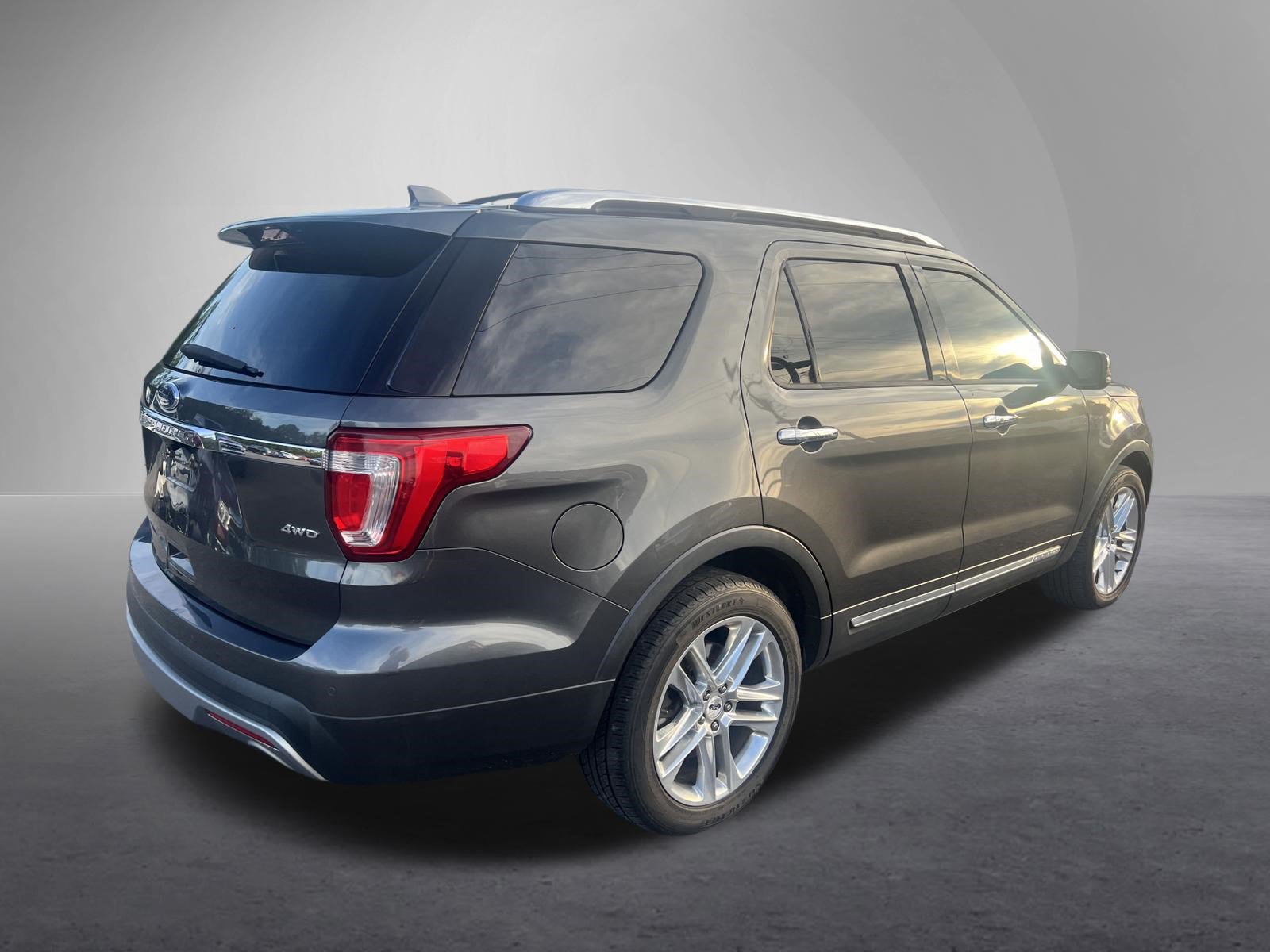 Used 2016 Ford Explorer Limited AWD/4WD video 3