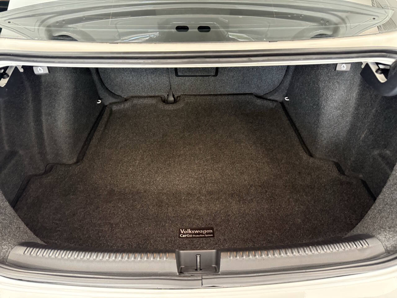 Used 2013 Volkswagen Jetta SE FWD image 24