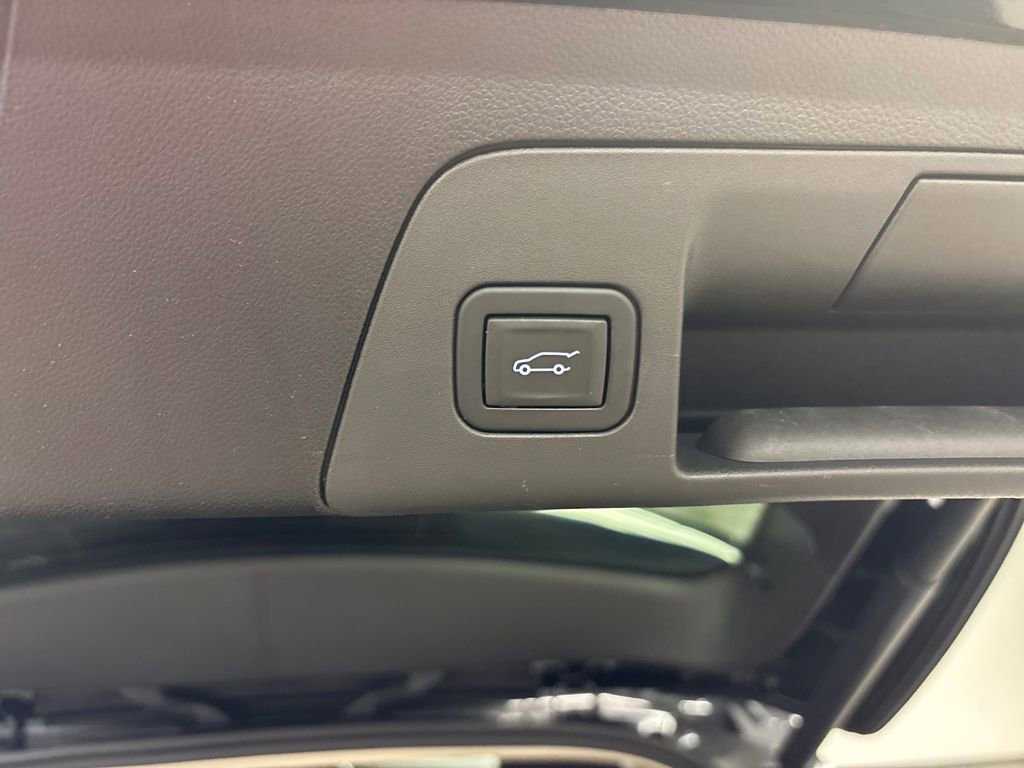 Used 2023 Buick Envision Essence image 20
