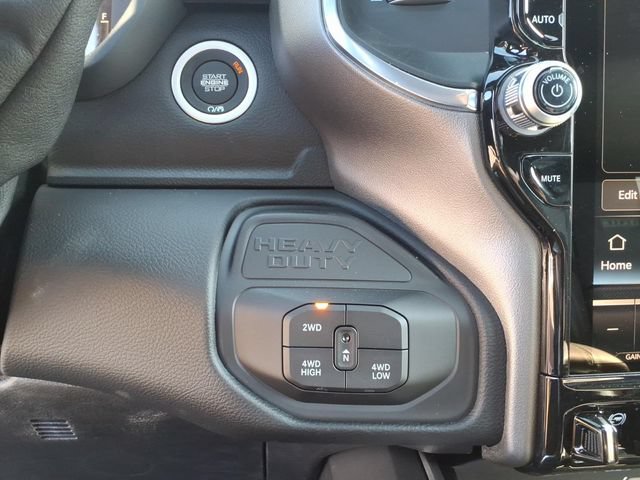 New 2026 RAM 2500 Laramie AWD/4WD image 22